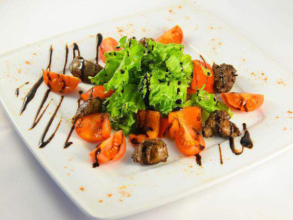 Грильфуд - Итальянский салат с куриной печенью