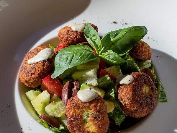 Ботаника - Фалафель салат