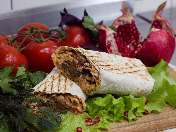 Авторская шаурма - Карская с запечёнными овощами на углях