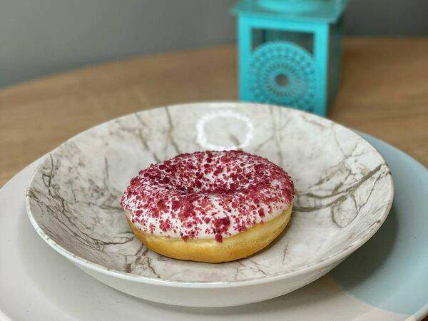 Сезон - Донат с начинкой крем чиз