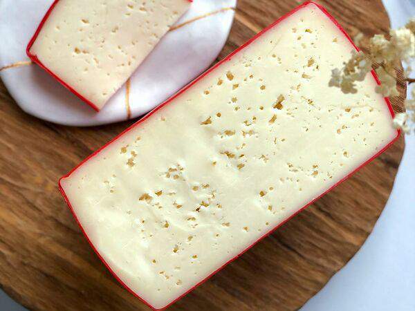 Семейная сыроварня Sur - Сыр Гауда