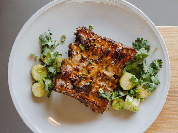 Chado Burger Bar night - Ребра свиные Медово-горчичные