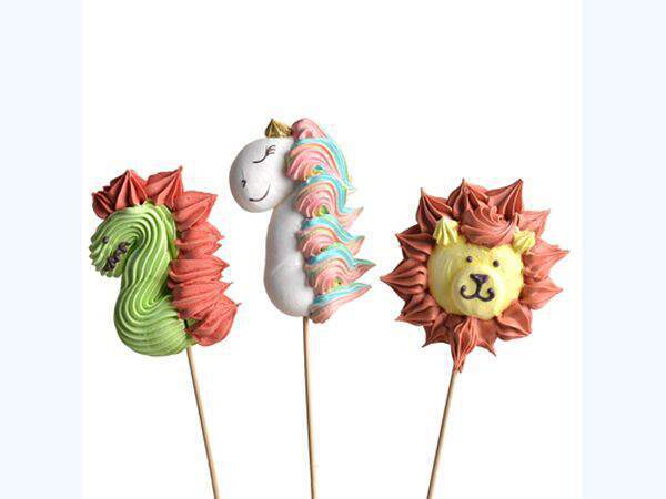 Кафе-пекарня Susser - Меренга на палочке