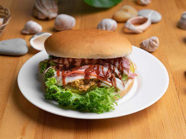 Sea House - Sea Burger барбекю с беконом