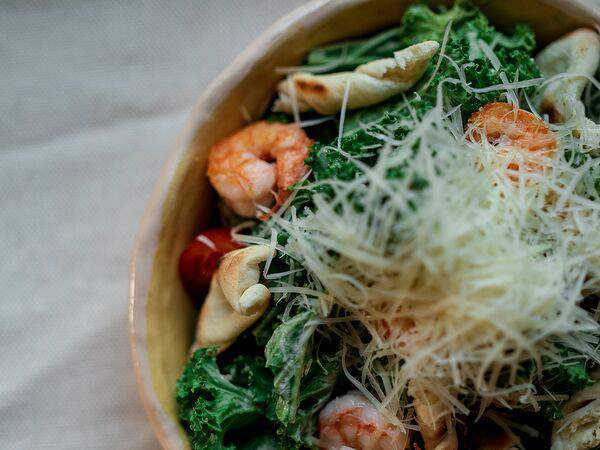 Всё сейчас хорошо - Цезарь с тигровыми креветками