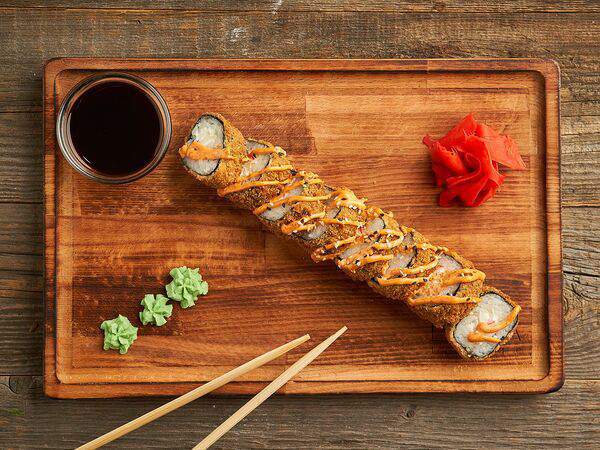 Luna lounge - Ролл Курочка темпура