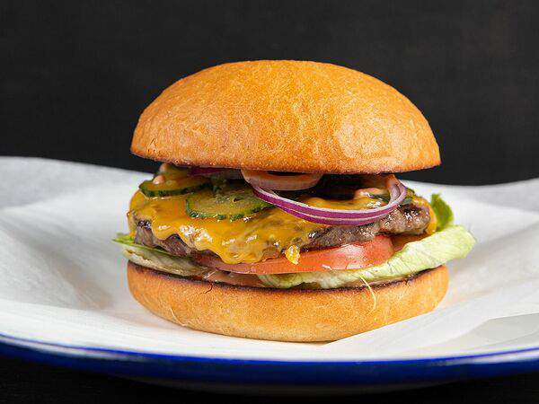 La barbecue реберная - Чизбургер