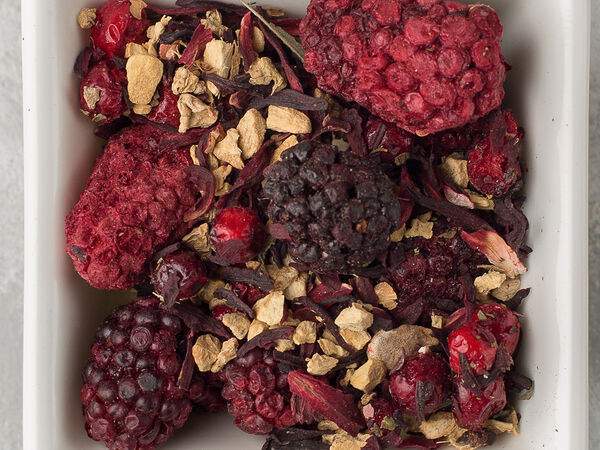 Ваш кондитер - Брусника ежевика имбирь (Детокс) (авторский чай)