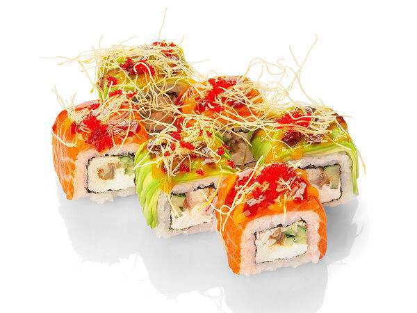 Урюк - Ролл Ямато с лососем и авокадо