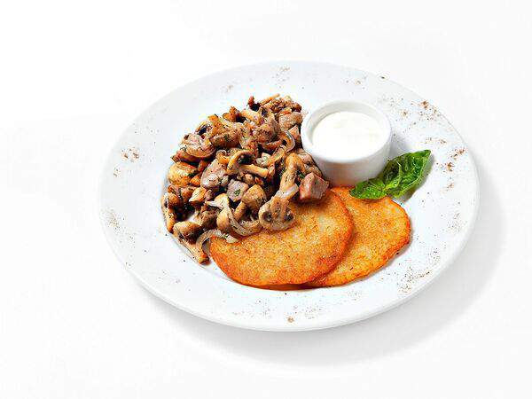 Траттория пицца - Свинина, жаренная с шампиньонами и луком