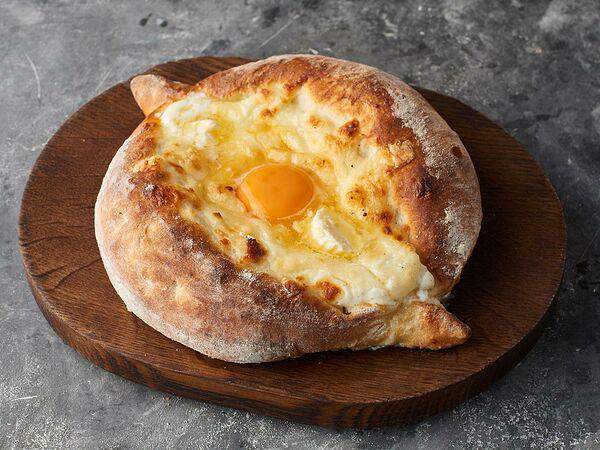 Батони - Хачапури по-аджарски