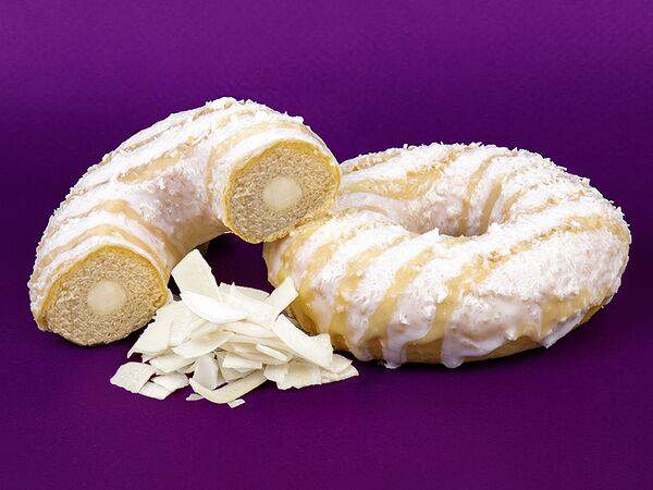 Читмил пончик - Пончик КоконатДон с кокосовой начинкой