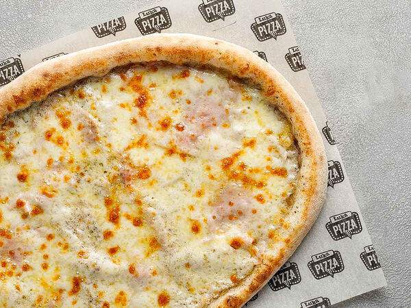 Luka Pizza - Пицца с Прошутто Котто и сливками