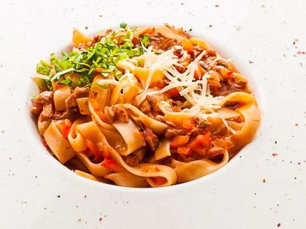 Монплезир - Паста Болоньезе