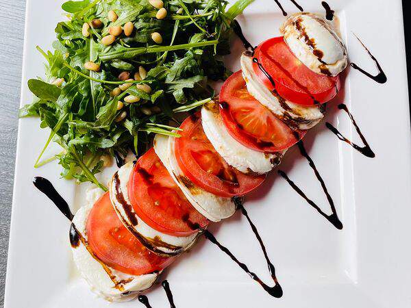 Pro Steak Burger - Салат Капрезе