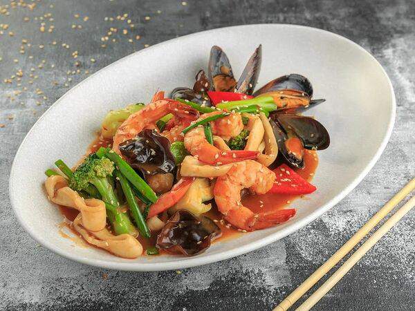 Ем Том Ям - Ассорти из морепродуктов