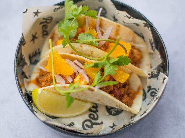 Red BBQ - Тако с мраморной говядиной