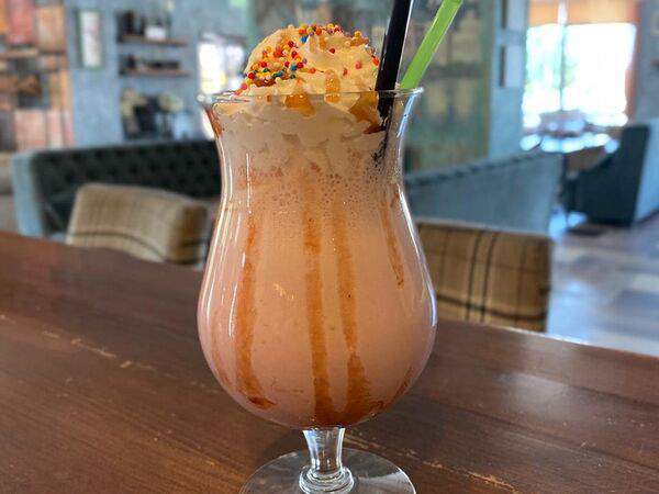 Чемодан - Клубника шейк