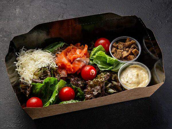 Best Food Sochi - Салат Цезарь с форелью