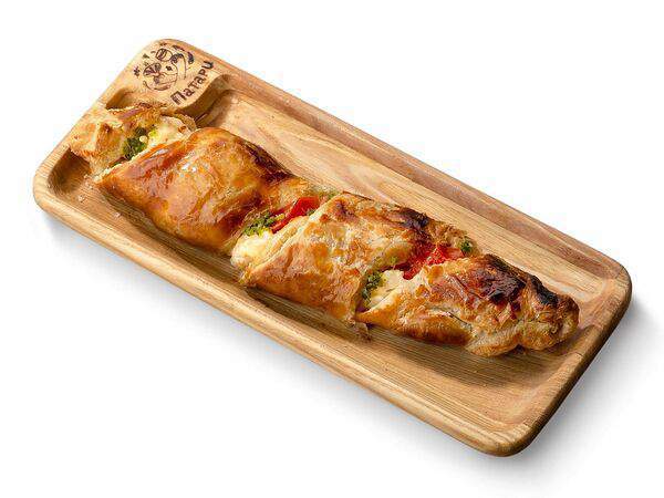 Патари - Пеновани с томатом и сулугуни