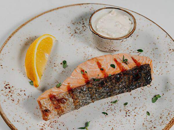 Ресторан Россия - Семга с креветочным соусом