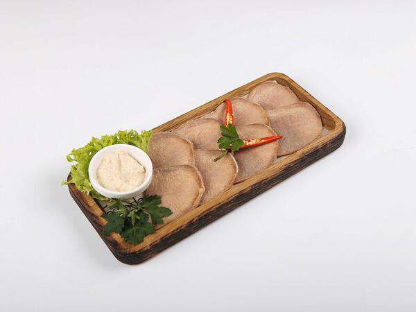 Ресторан Тамада - Язык говяжий отварной с хреном