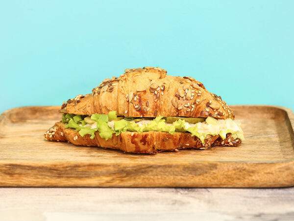 Сытый круассан - Круассан с тунцом цельнозерновой