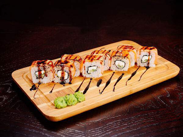 Гастро-бар Hearts - Ролл Филадельфия с лососем