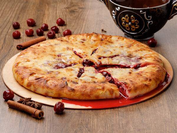 Осетинские пироги - Осетинский пирог с вишней