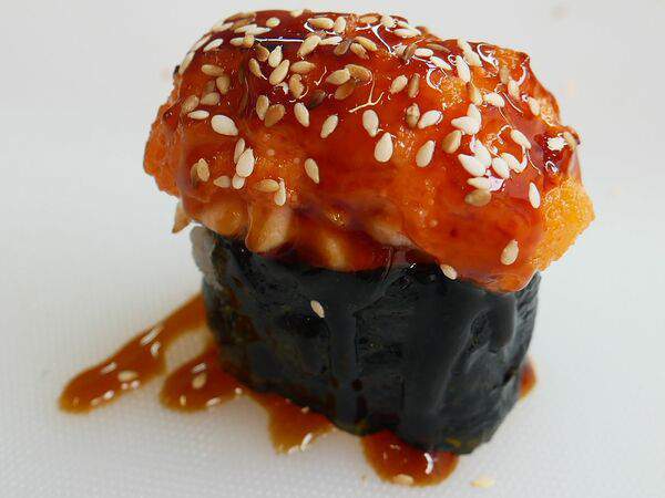 Kaikan - Запеченный гункан с угрем