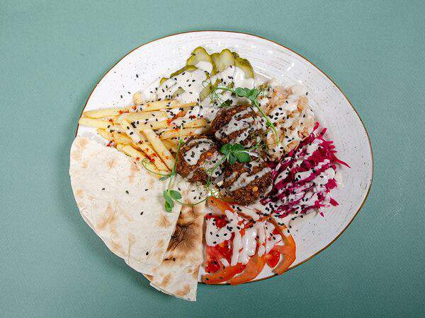 Vegan Day - Фалафель с соленьями