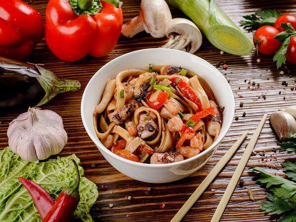 Плов хауз - Удон с морепродуктами