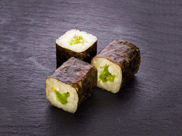 Цветение Сакуры - Ролл с огурцом