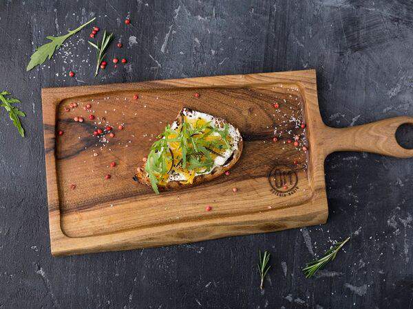 Osteria Mario - Брускетта с козьим сыром