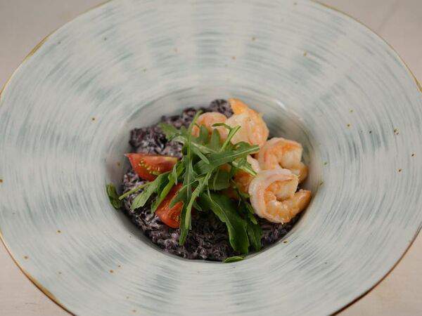 Kontrast gusto - Ризотто из чёрного риса с креветками