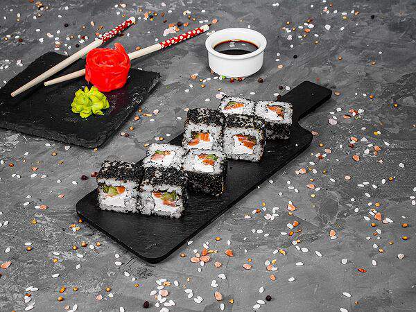 Суши-пати - Черный квадрат