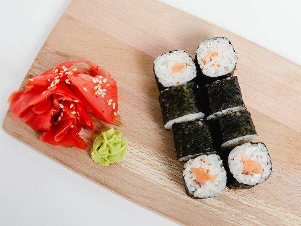 Снекмаркет - Ролл Маки с лососем