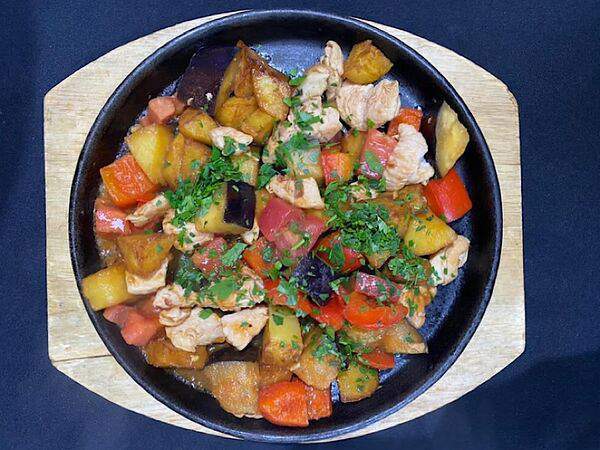 Сохо - Горячая сковородка с курицей
