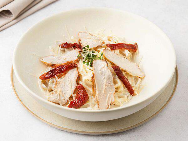 Доставкин - Паста с цыпленком гриль