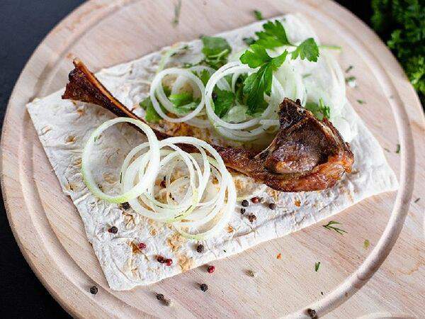 Очаг Драйв - Шашлык из бараньей корейки на косточке