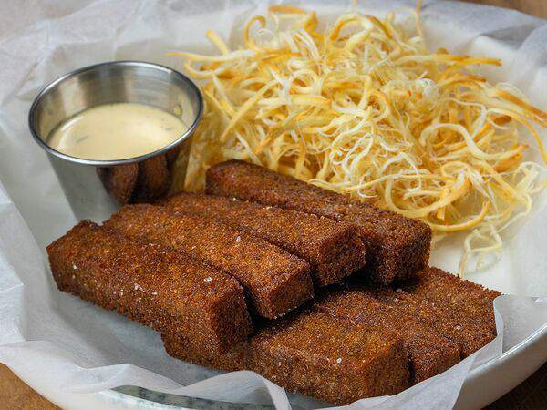 Разжигатели - Чесночные гренки с копченым сыром