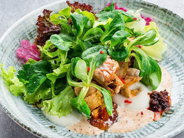 Балкон - Салат с курицей