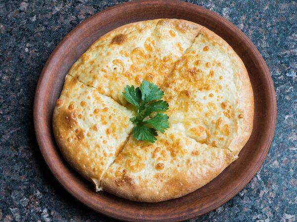 Georgia Armenia - Хачапури по-мегрельски