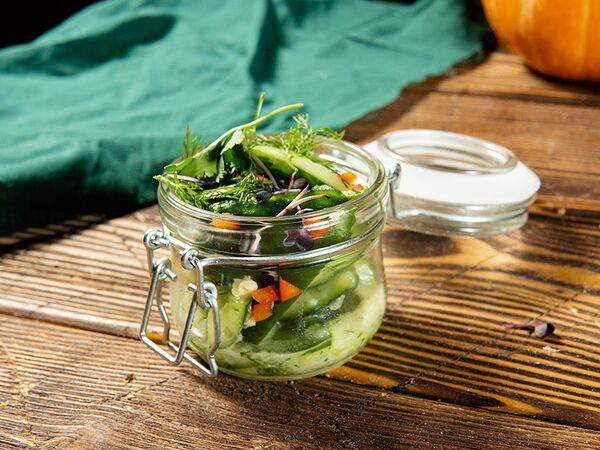 Gastro Pub Hooligans - Битые огурцы Пай Хуангуа