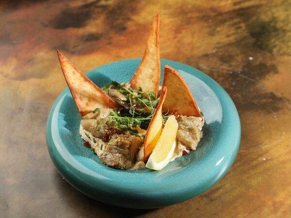 Ресторан 1991 - Хумус с хрустящей тортильей