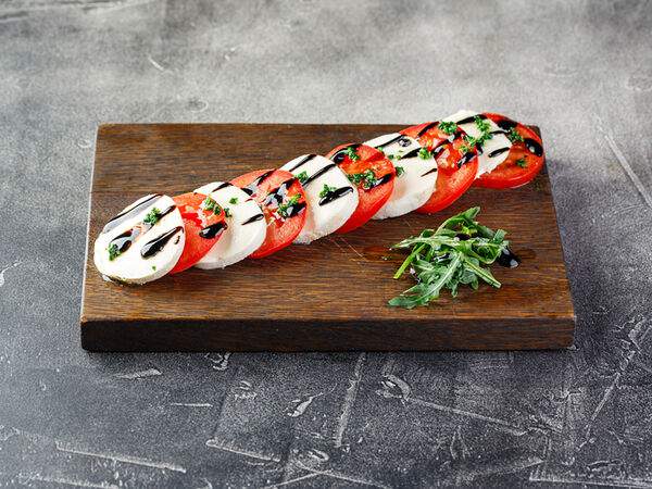 Publo EscoBar - Салат Капрезе