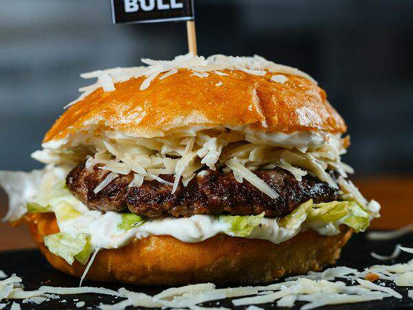 Мясо Bull - Луис Гомес блю чиз