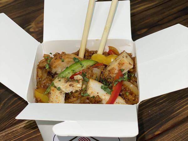 Crystal Sushi & Rolls - Вок с рисом и курицей