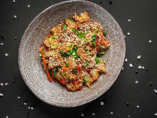Mesto - Курица в соусе Терияки с рисом и овощами