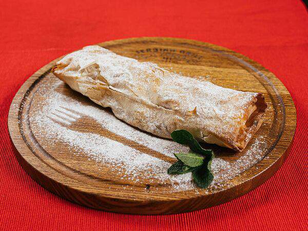 Serbian Grill - Пита с вишней